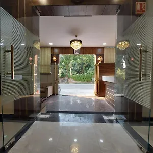 Проживание в семье Taj Point Manage By Taj Sunrise Group, Агра